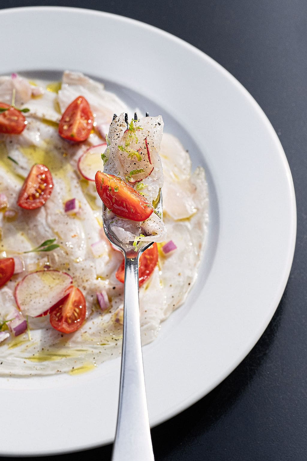 best brasserie restaurant paris 1, restaurant in the 1st arrondissement of Paris where you can enjoy typical French dishes such as this carpaccio.